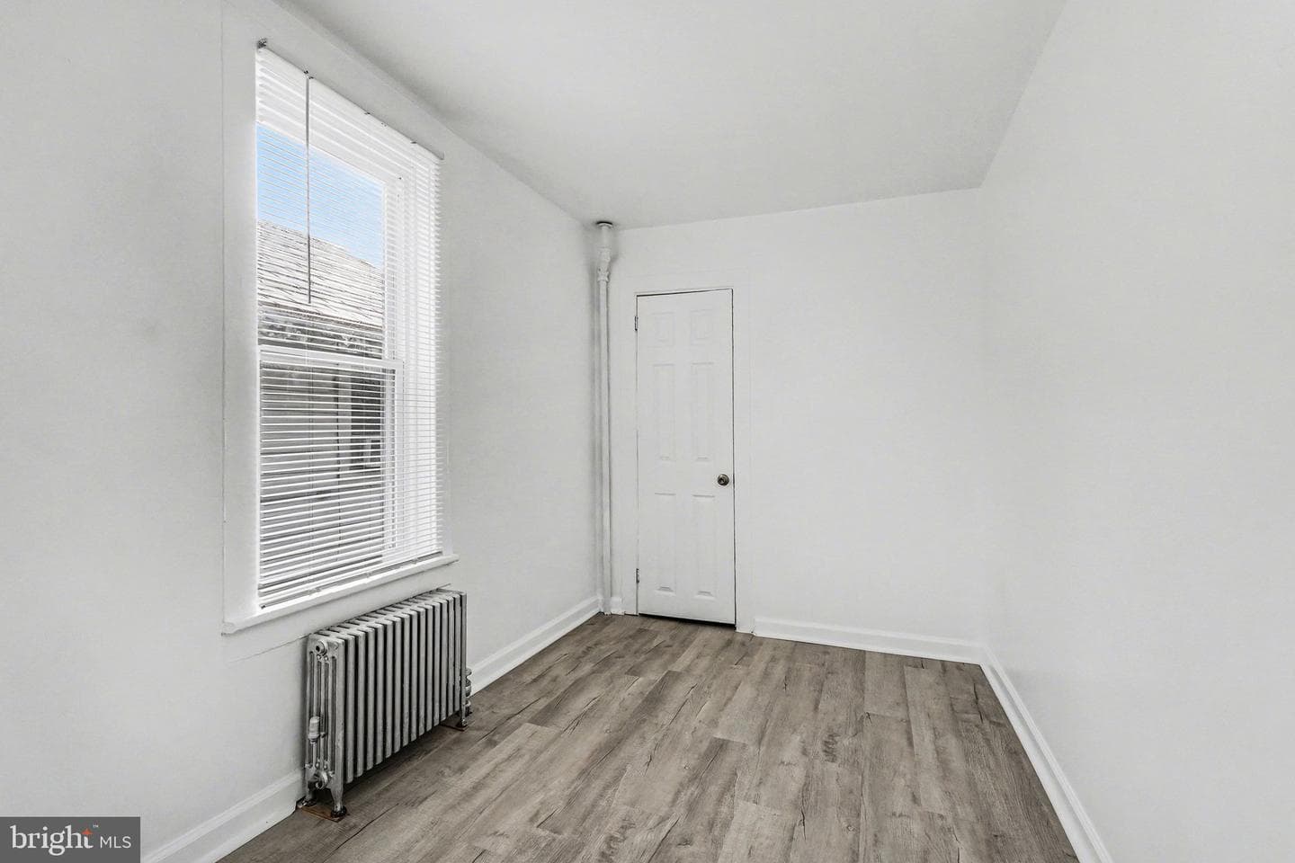 2904 Herr Street photo 21