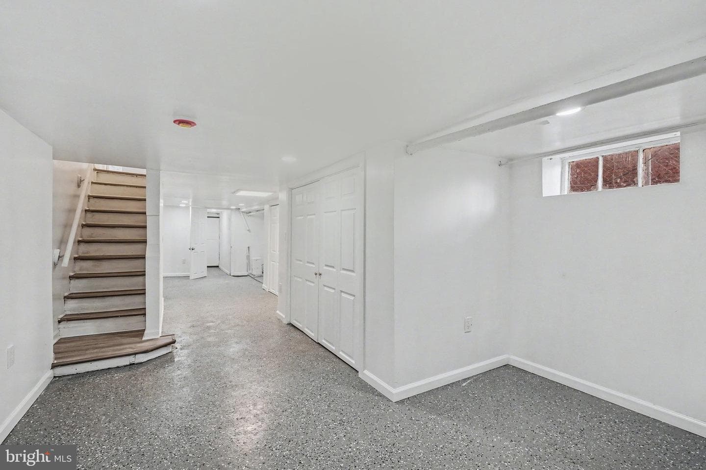2904 Herr Street photo 23