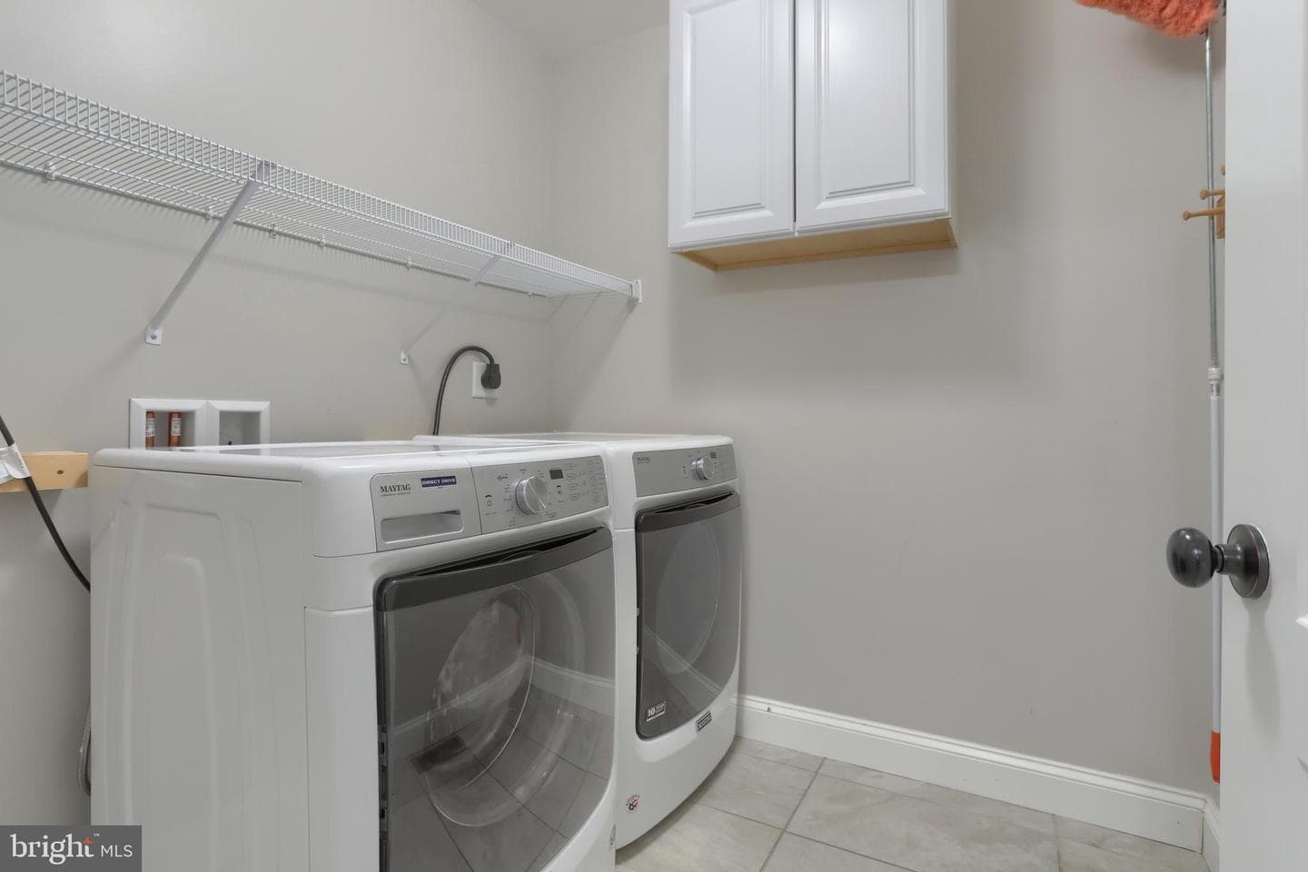 201 Tiverton Lane photo 23