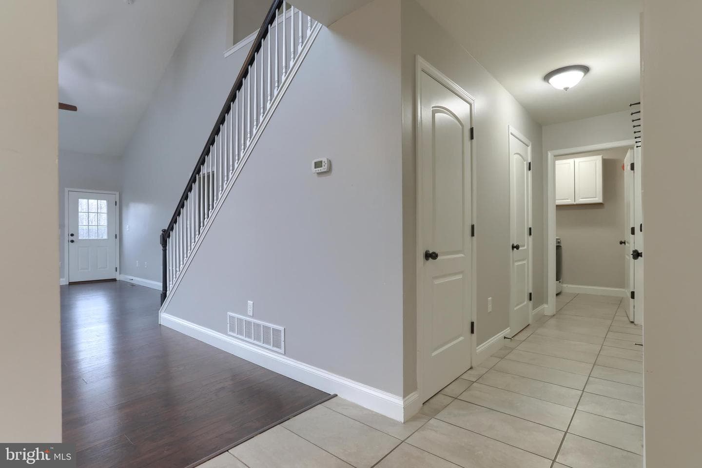 201 Tiverton Lane photo 31