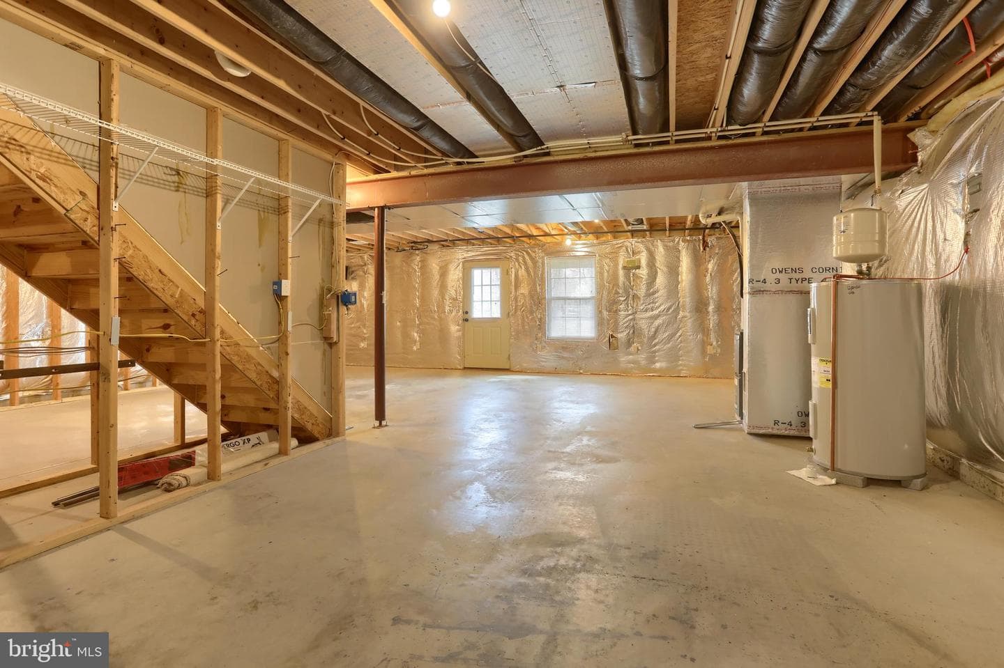 201 Tiverton Lane photo 45
