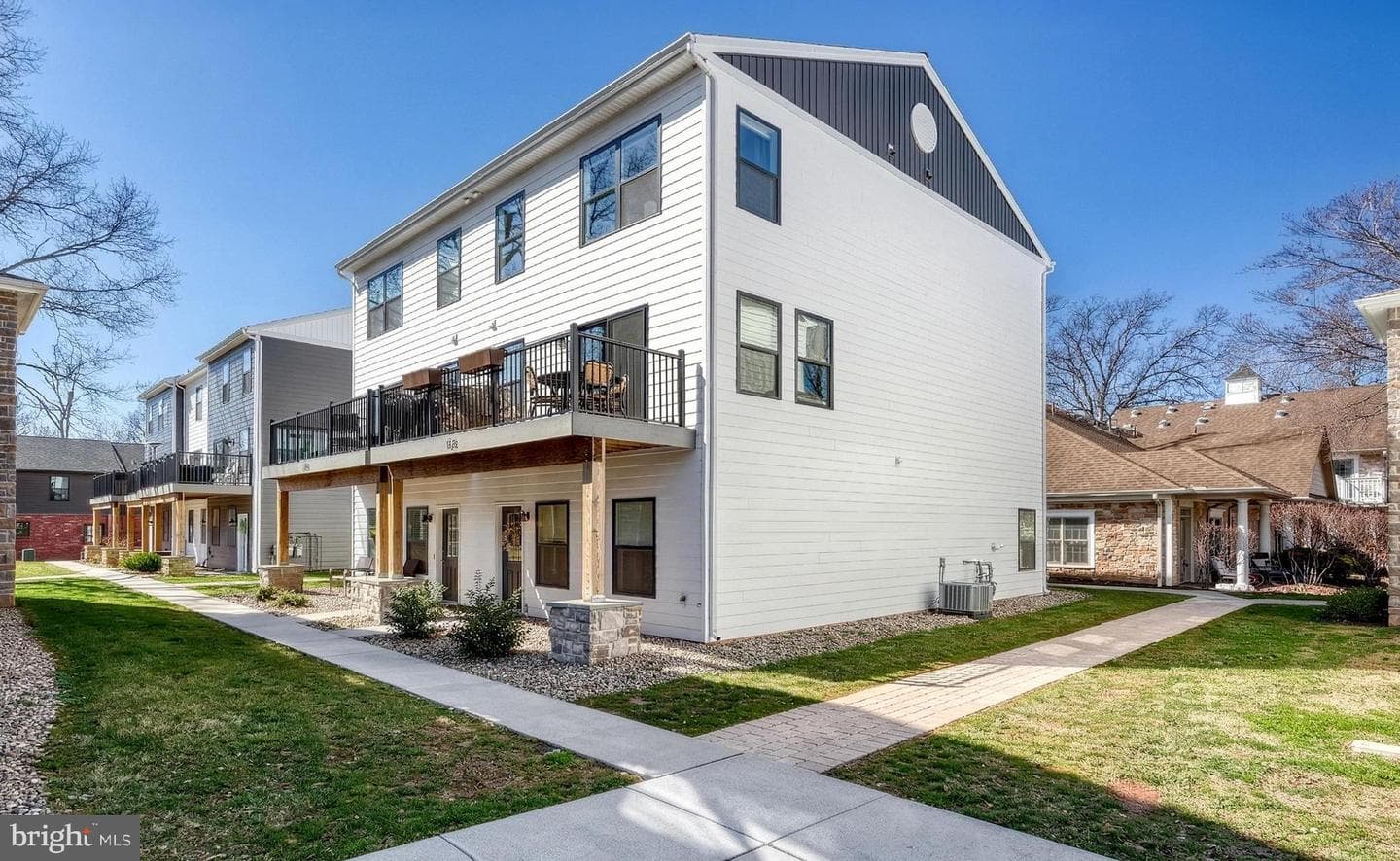 125 High Pointe Drive