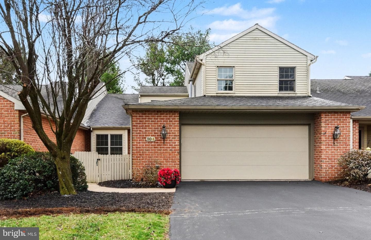 104 Cambridge Drive, Hershey