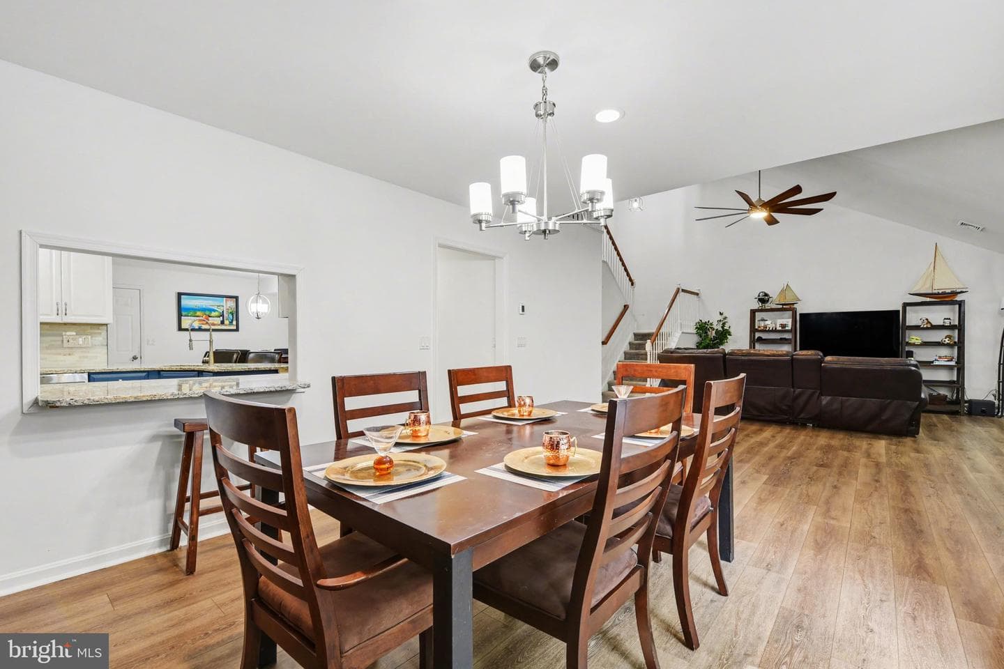 104 Cambridge Drive photo 13