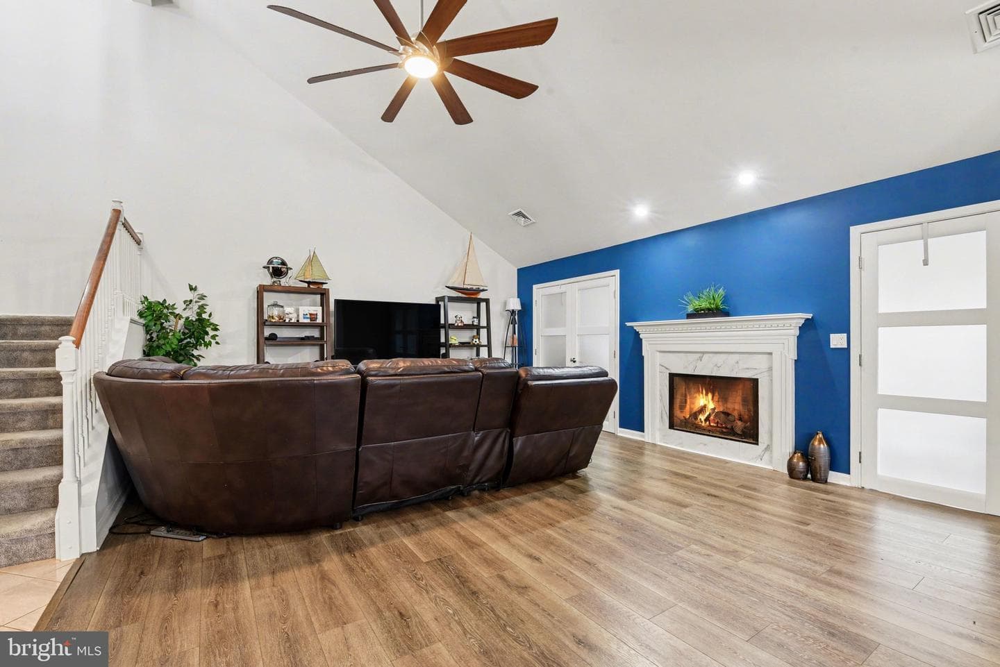 104 Cambridge Drive photo 15