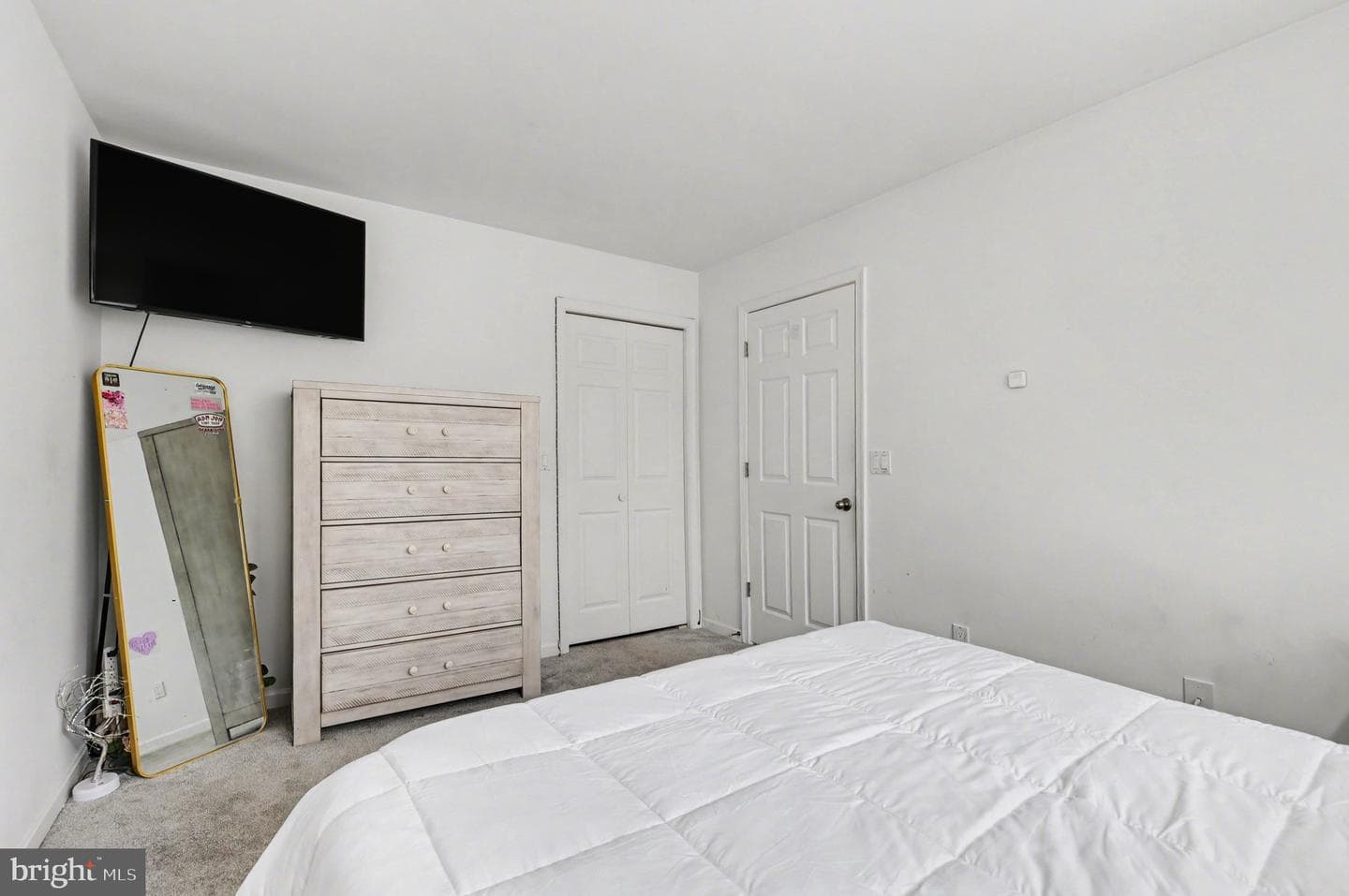 104 Cambridge Drive photo 19