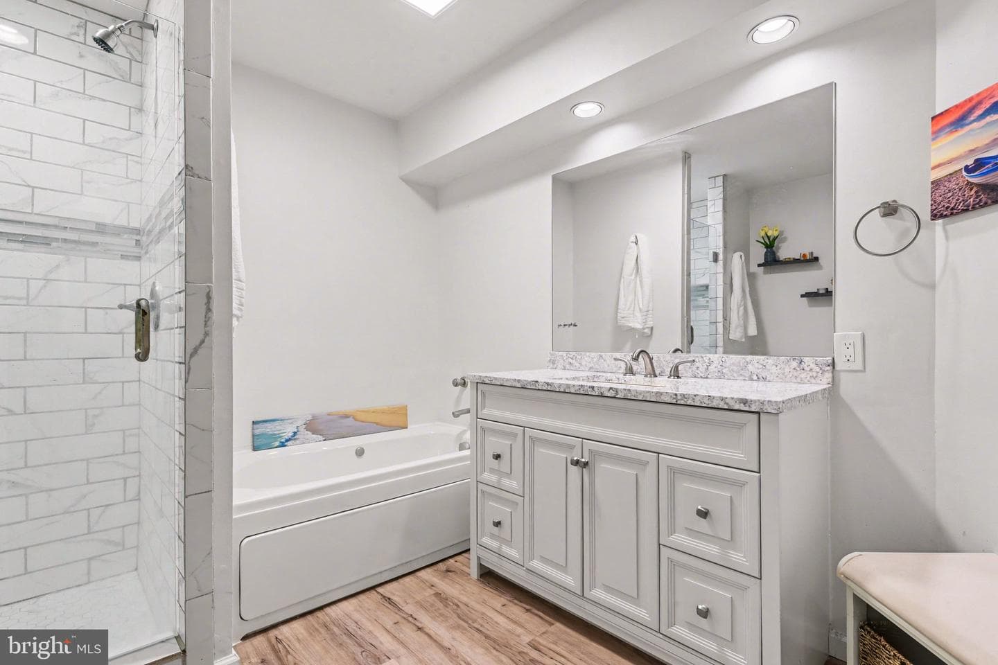 104 Cambridge Drive photo 26