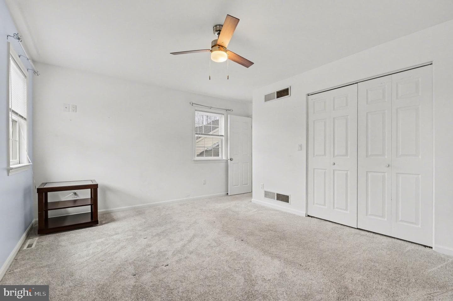 104 Cambridge Drive photo 30
