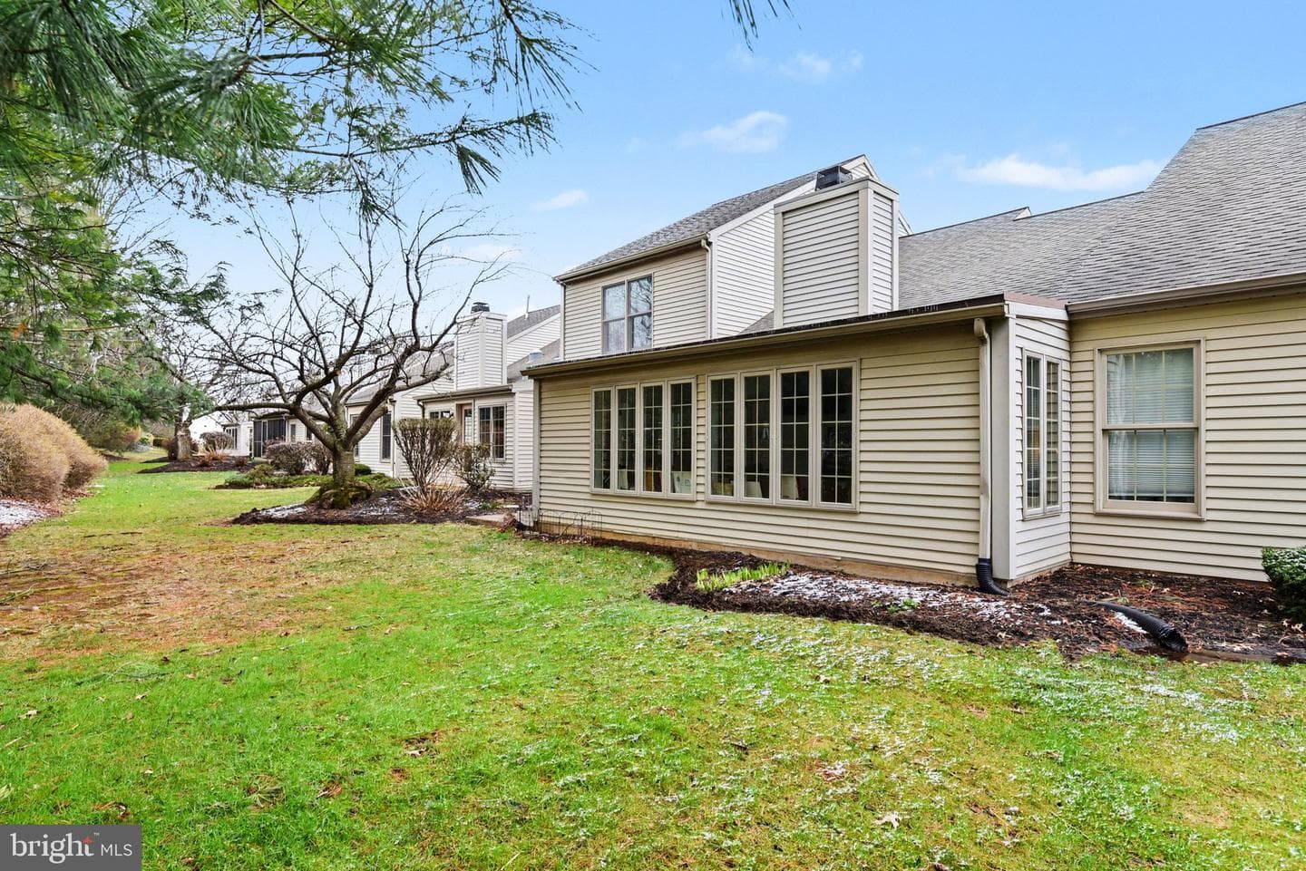 104 Cambridge Drive photo 35