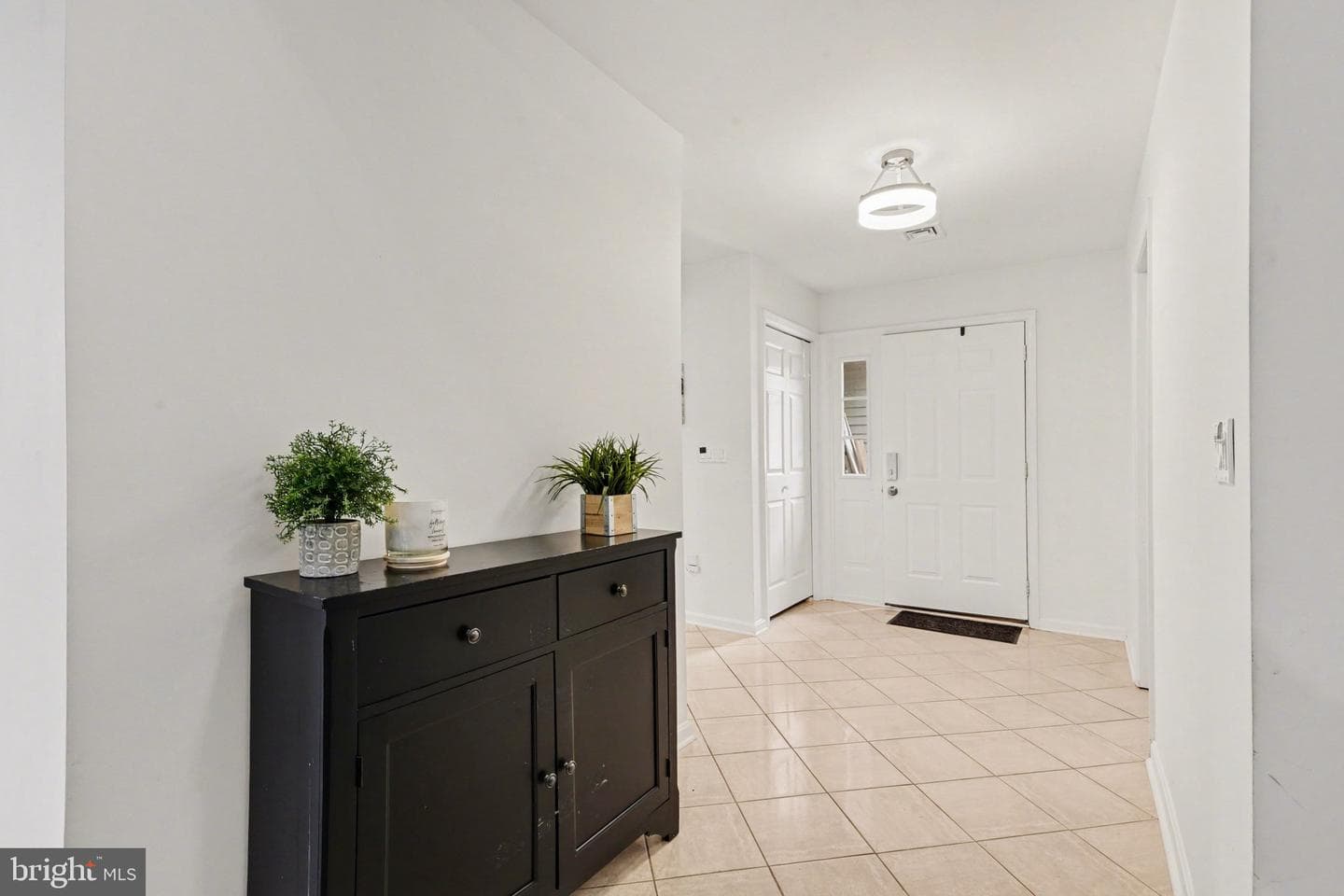 104 Cambridge Drive photo 6