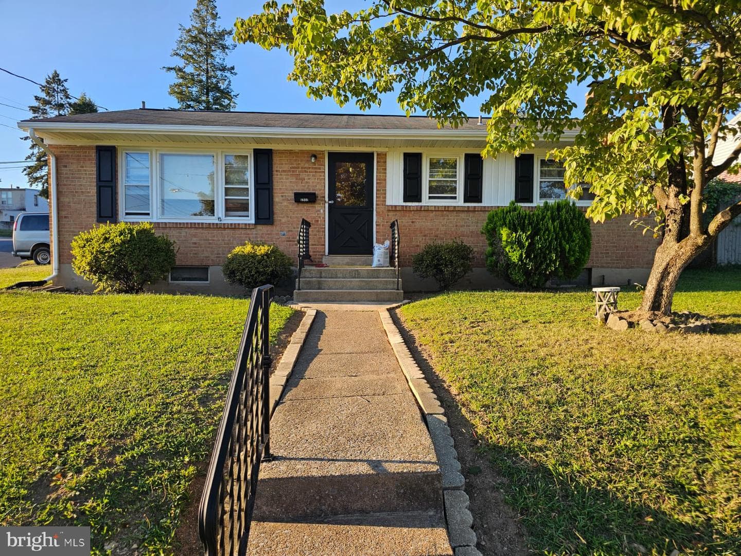 6900 Huntingdon Street photo 12