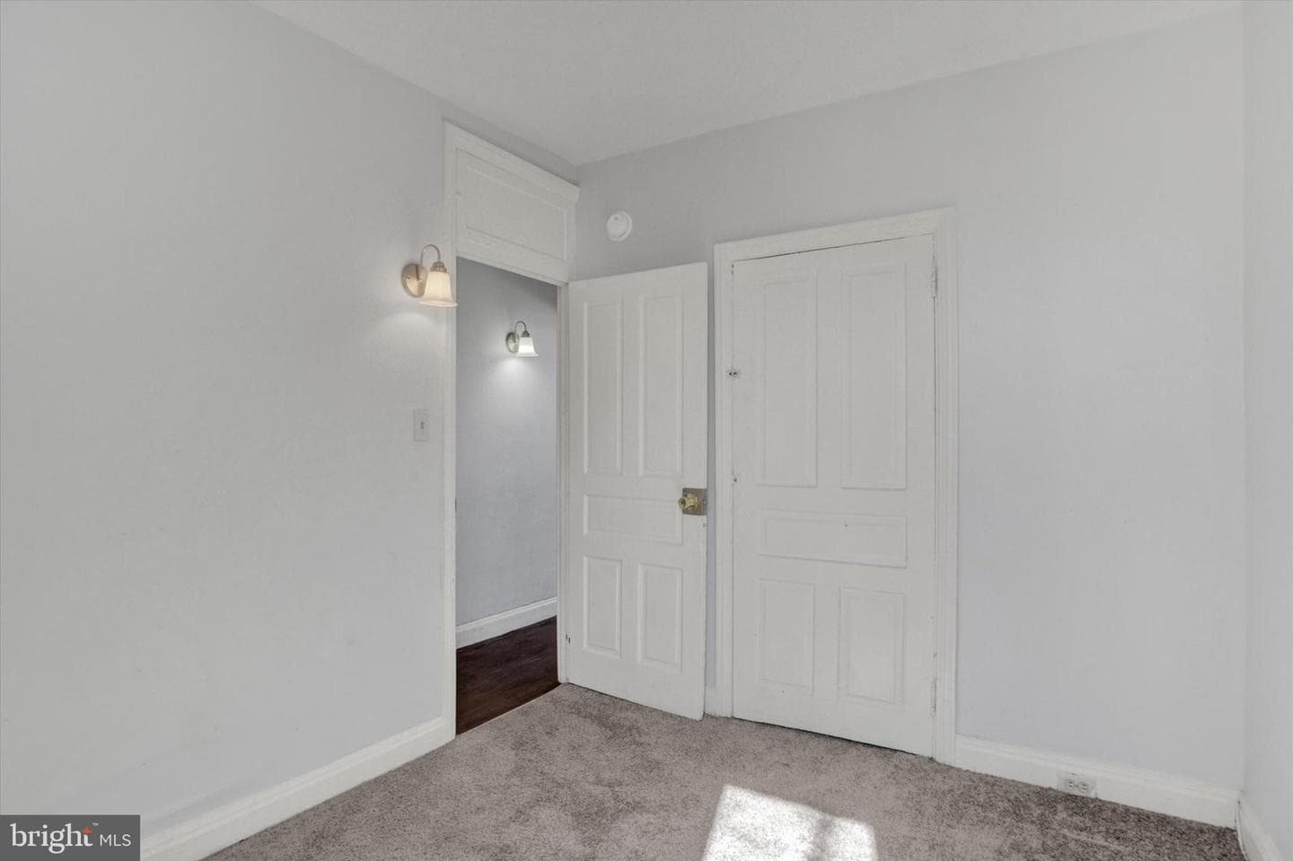 645 Camp Street photo 13