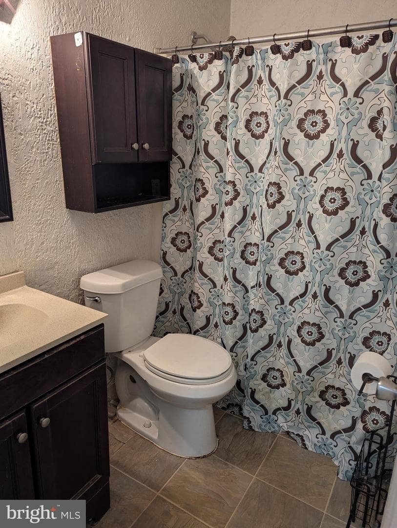 100 Willow Court photo 8