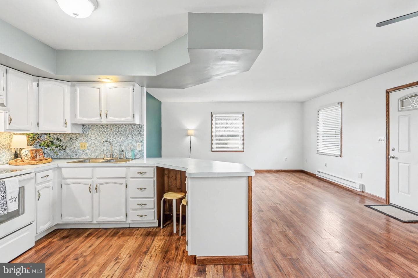 1801 Mountain View Road photo 8