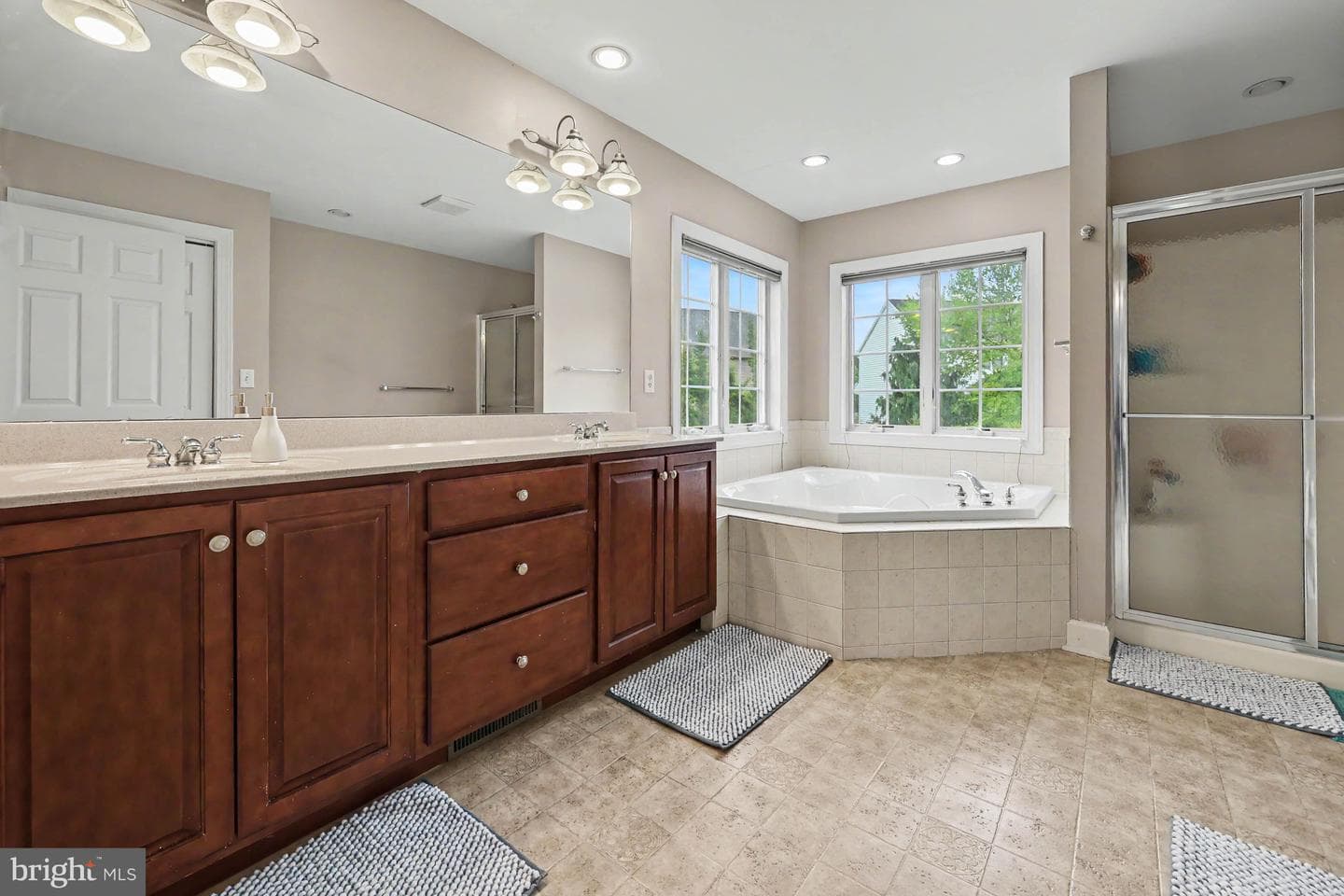 2471 Raleigh Road photo 28