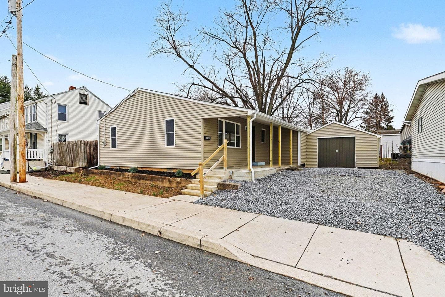 47 E High Street