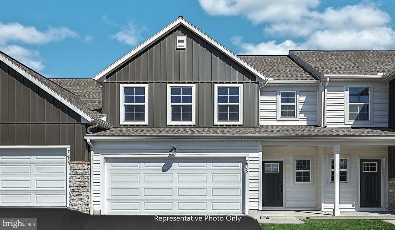 7841 Oak Brook Drive, Harrisburg