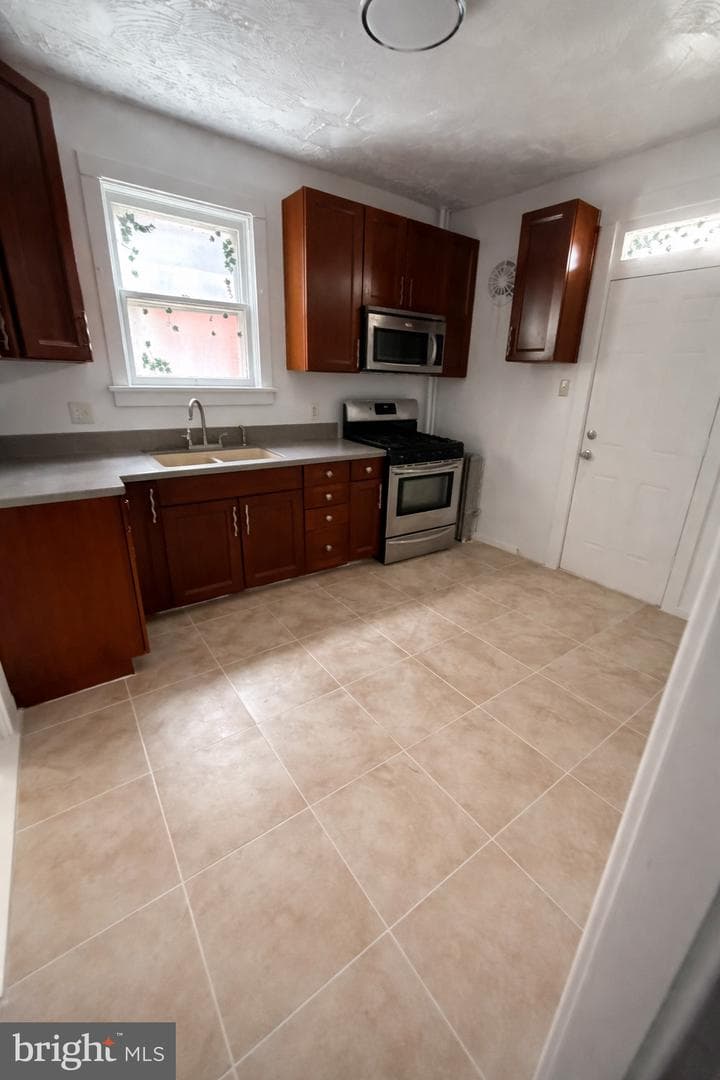 1204 N 16th Street photo 5