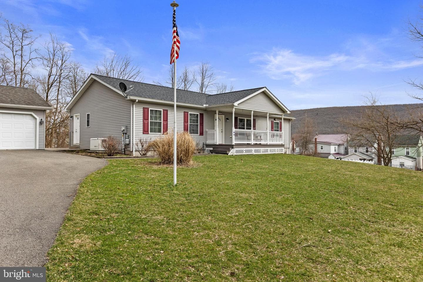 104 N Grant Street photo 3