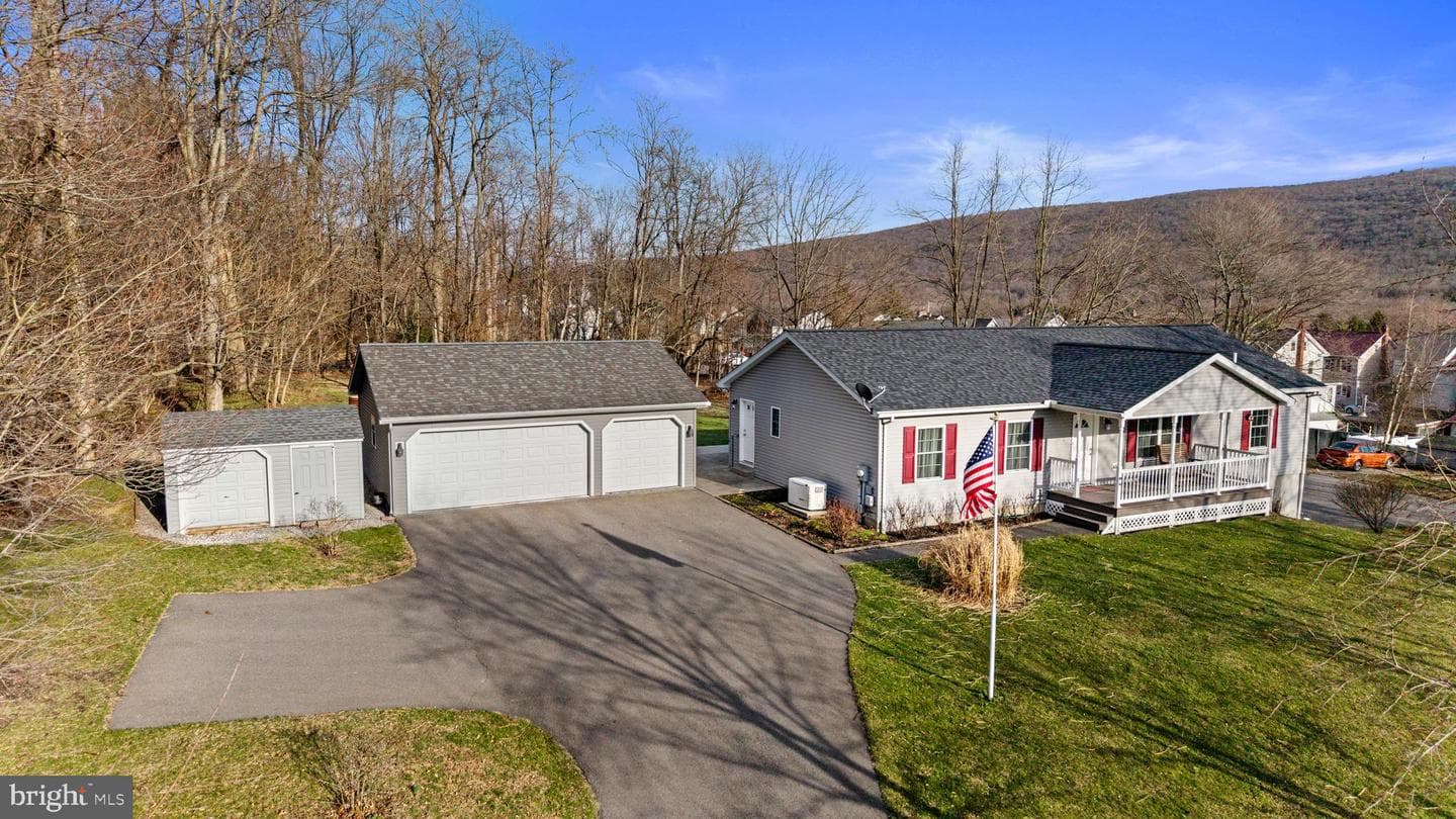 104 N Grant Street photo 36