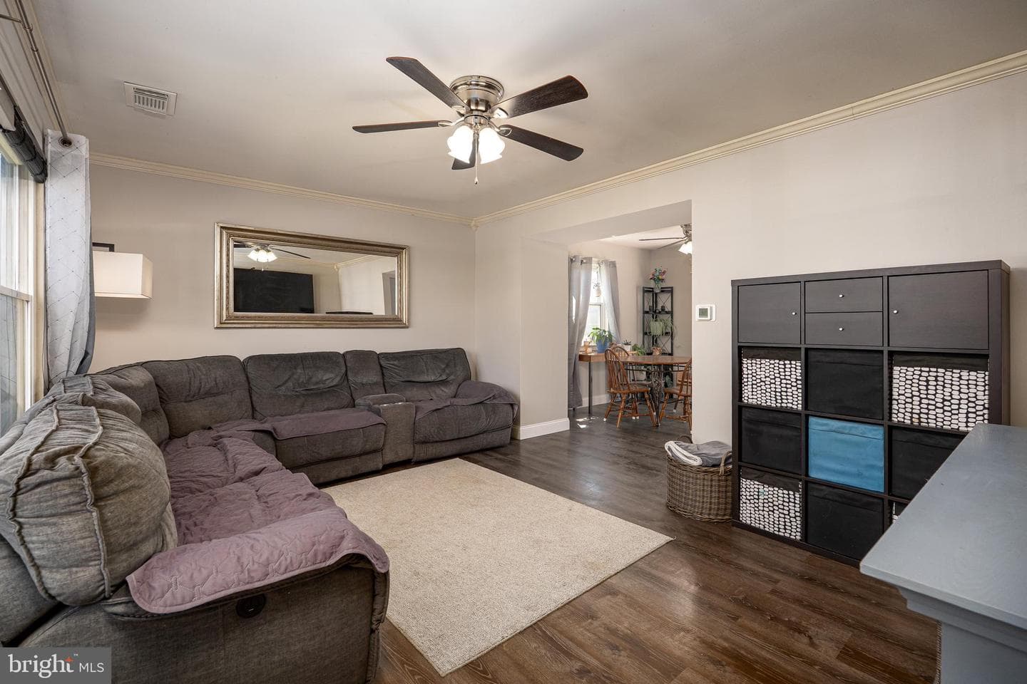 799 Martin Lane photo 11