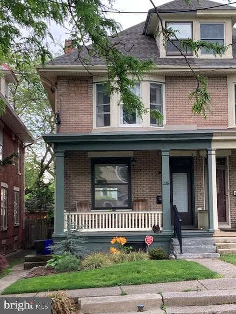 228 Lewis Street