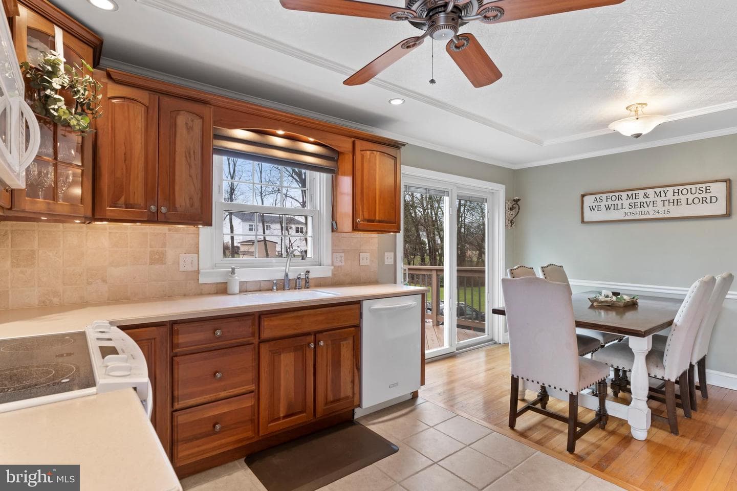 6507 Jonestown Road photo 2