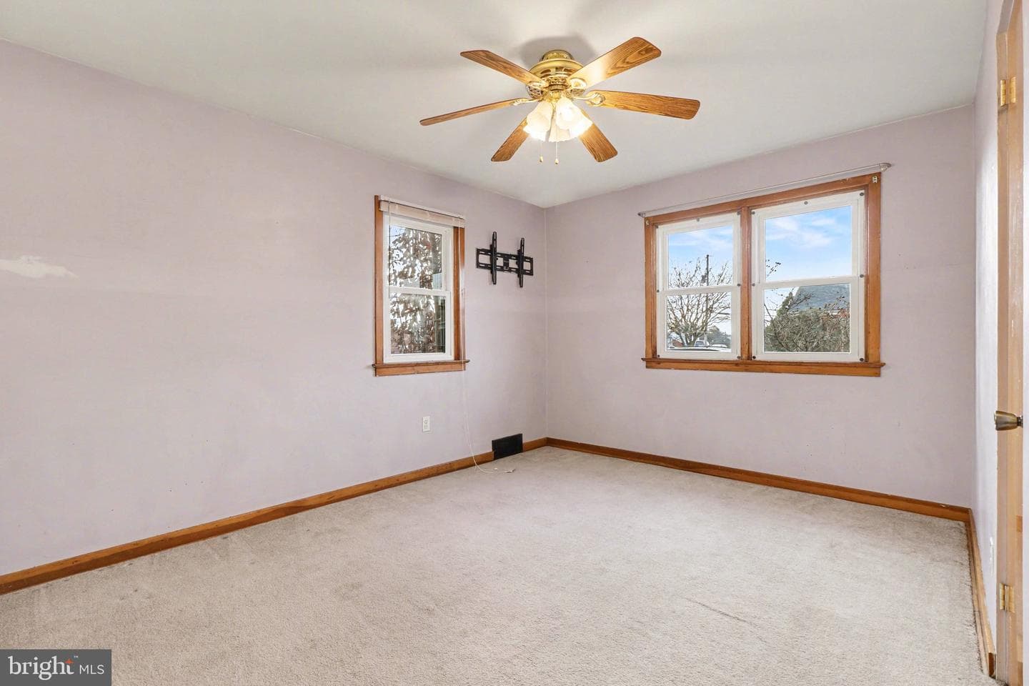 4926 Colorado Avenue photo 13