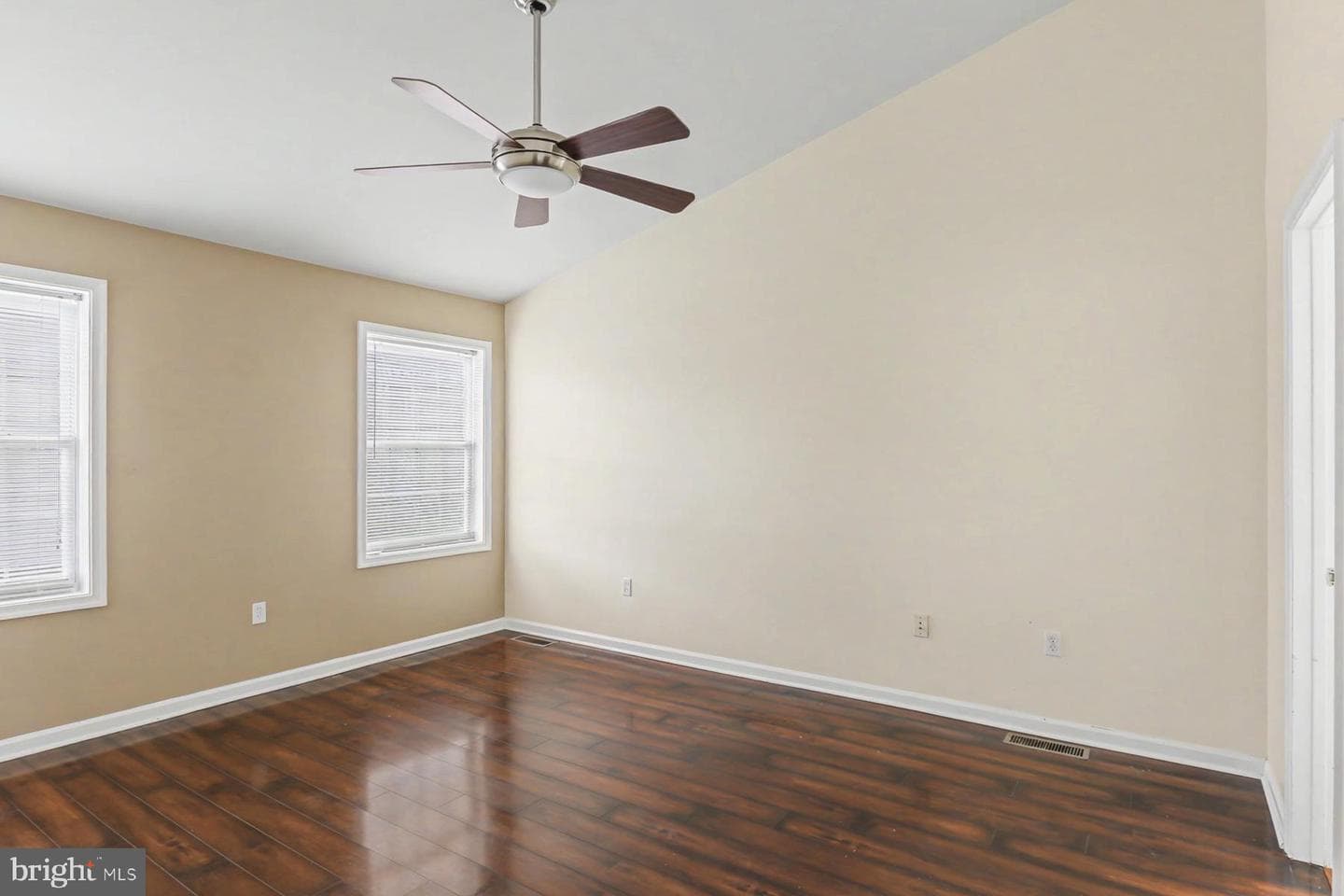 112 Holly Hills Drive photo 13
