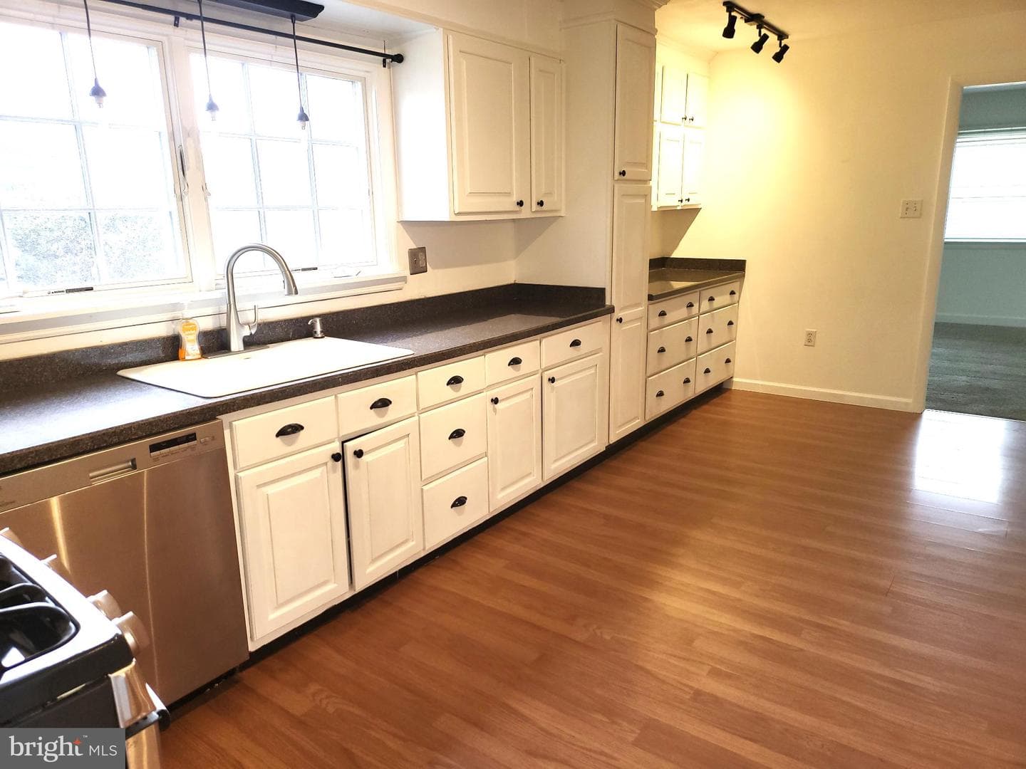 3414 Canby Street photo 4
