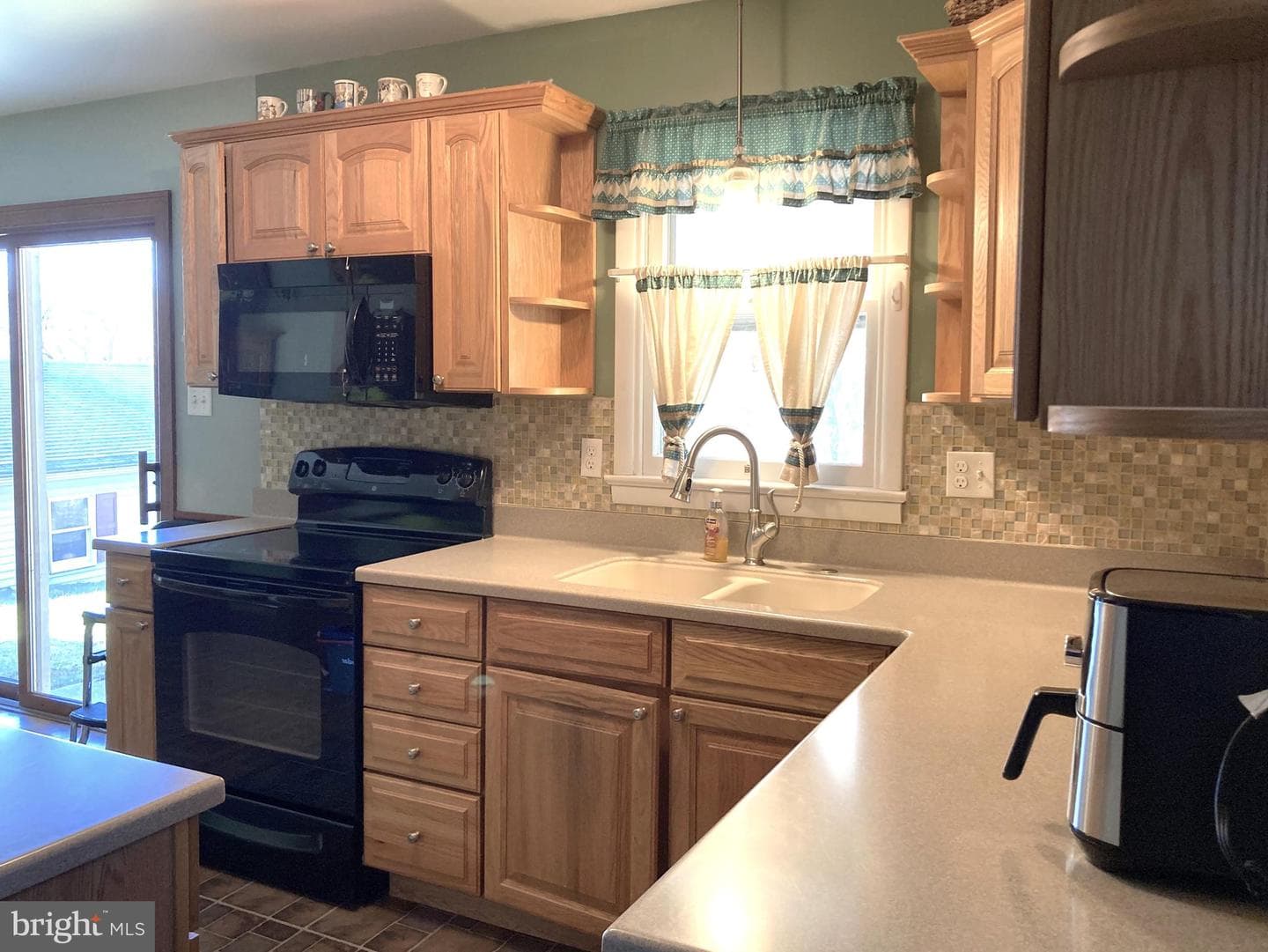 31 Mcelwee Road photo 2