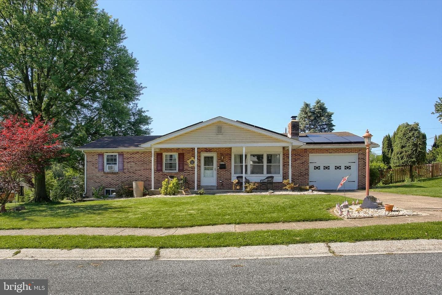 4621 Abbington Drive photo 2