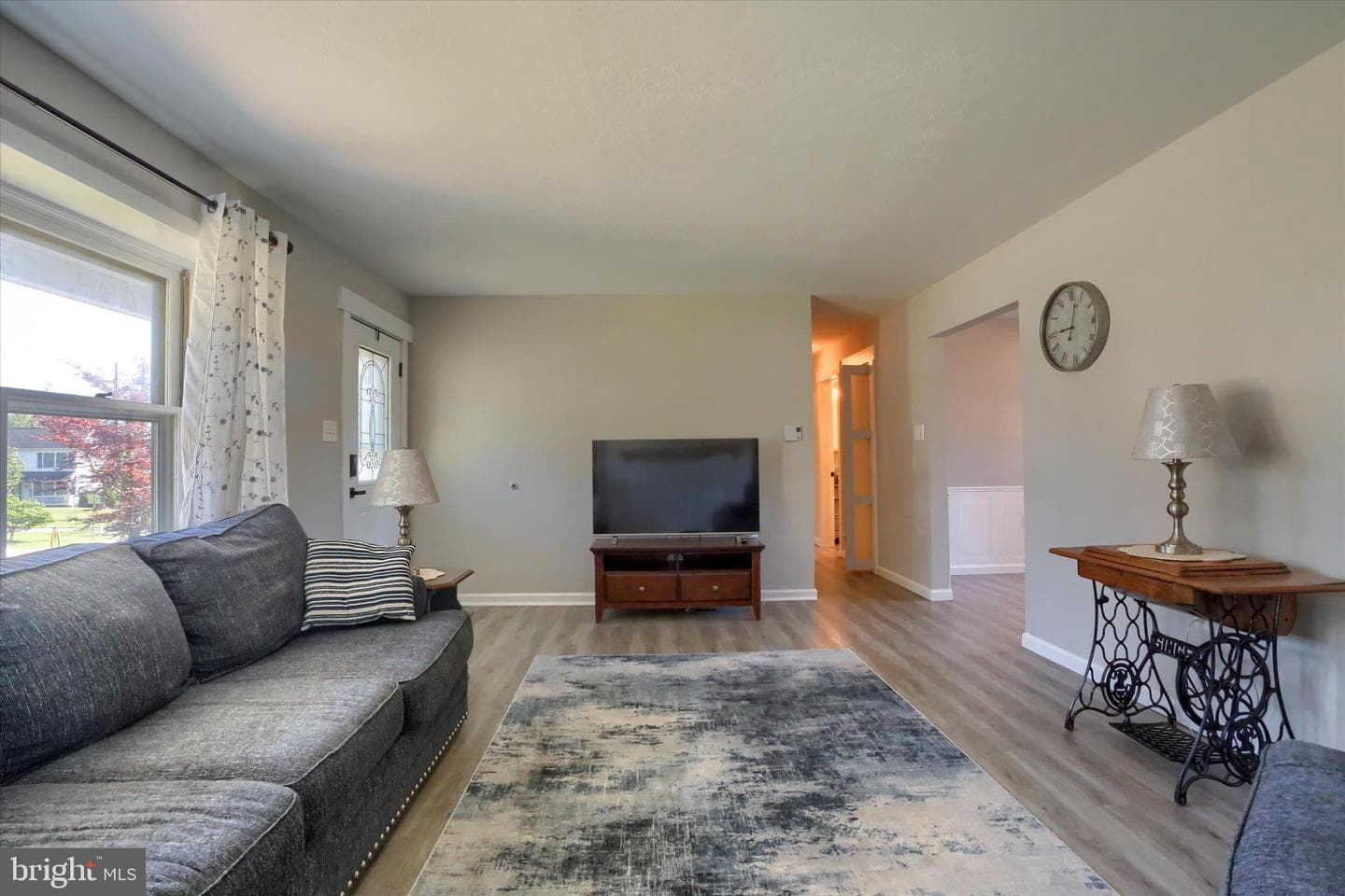 4621 Abbington Drive photo 7