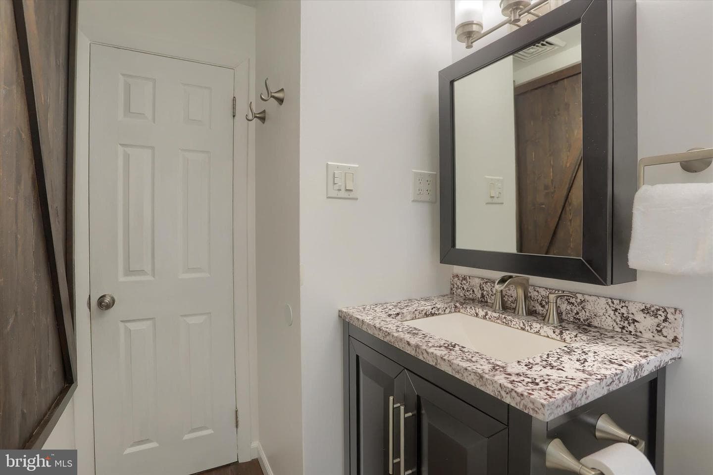 7936 Moyer Road photo 13