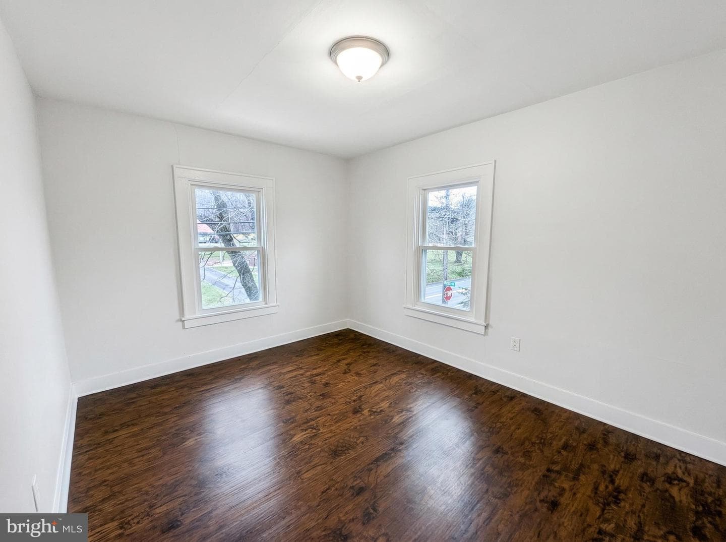 737 Pottsville Street photo 14