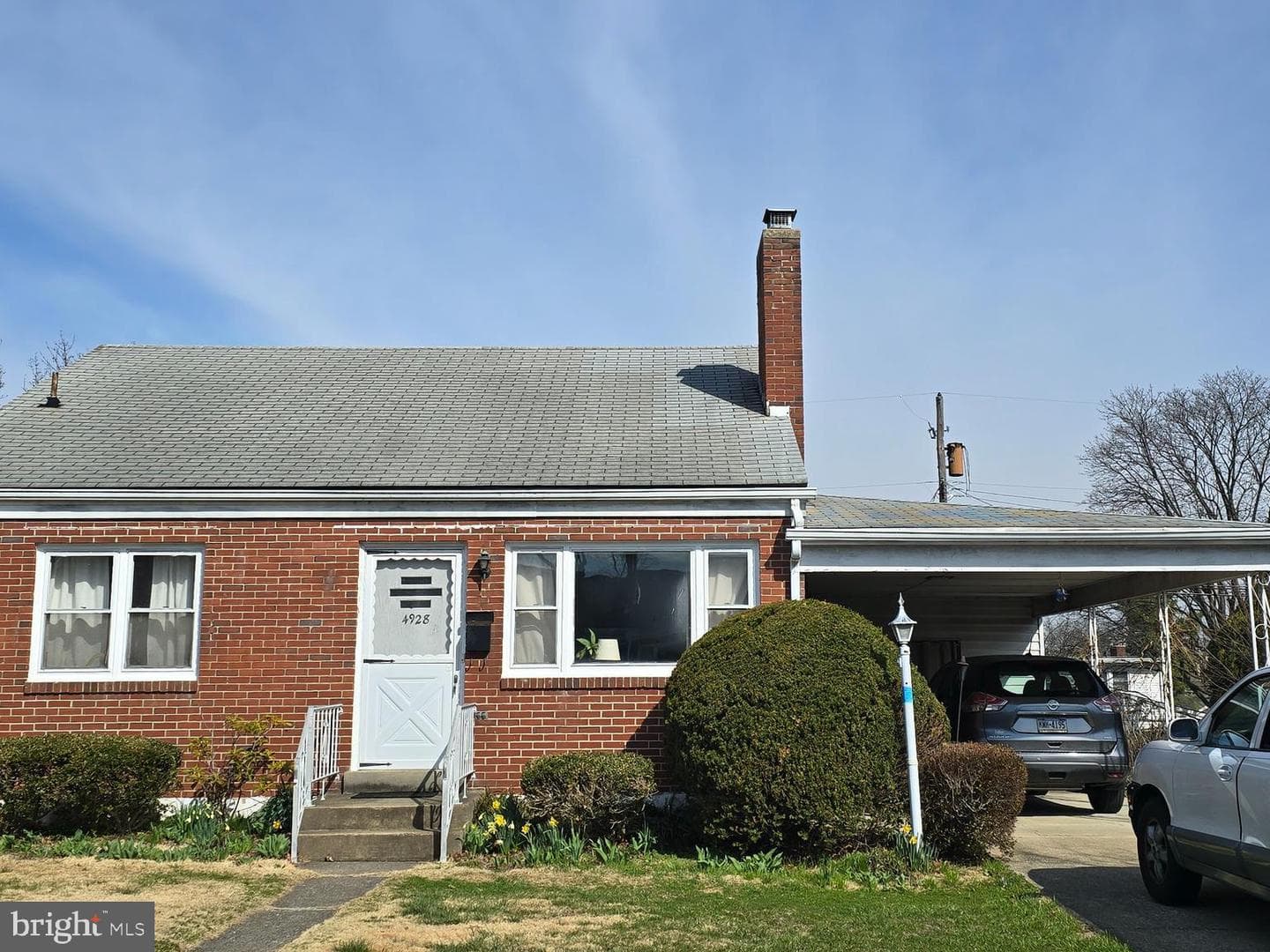 4928 Mauretania Avenue photo 1