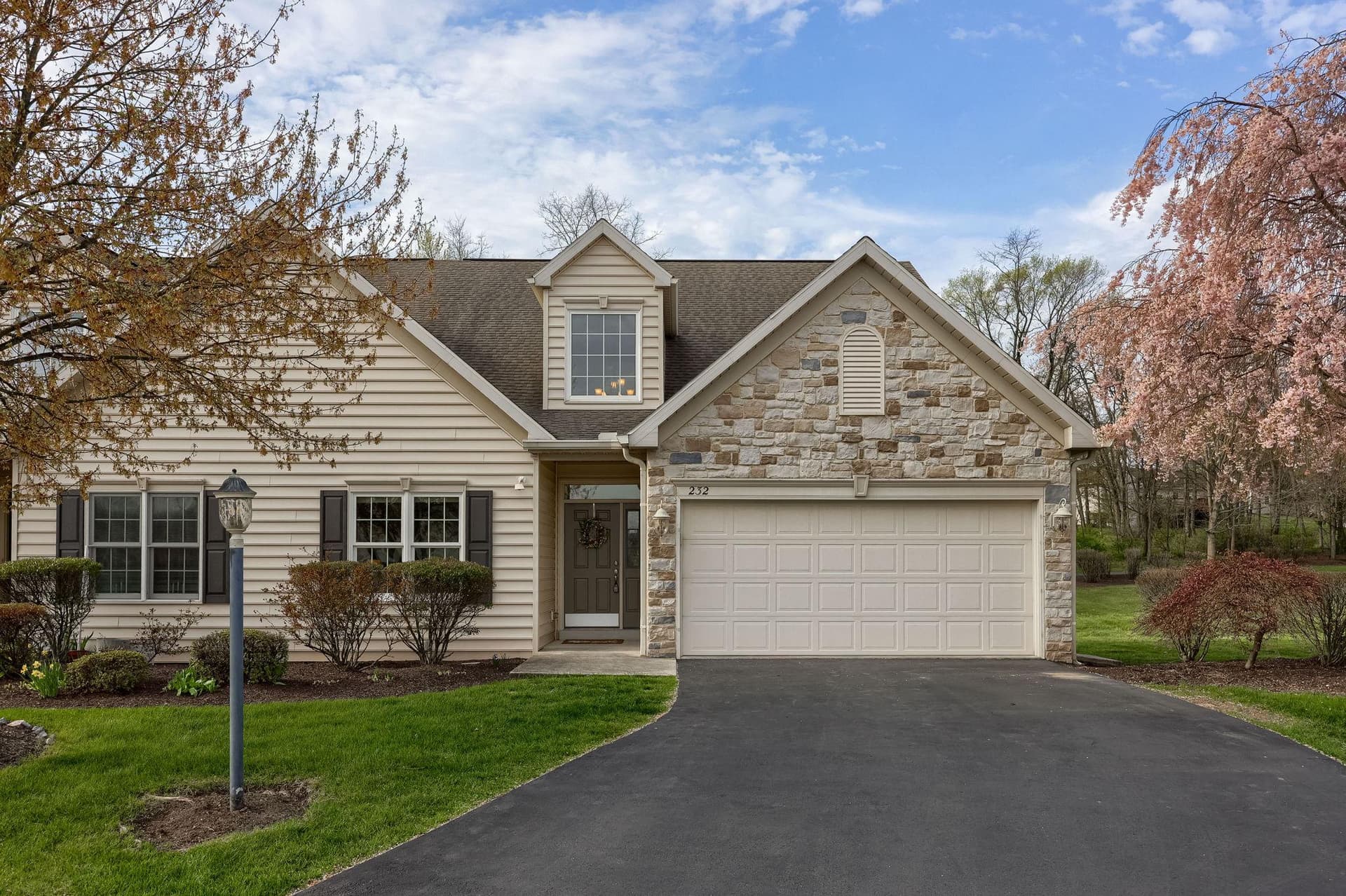 232 Brookridge Ct.