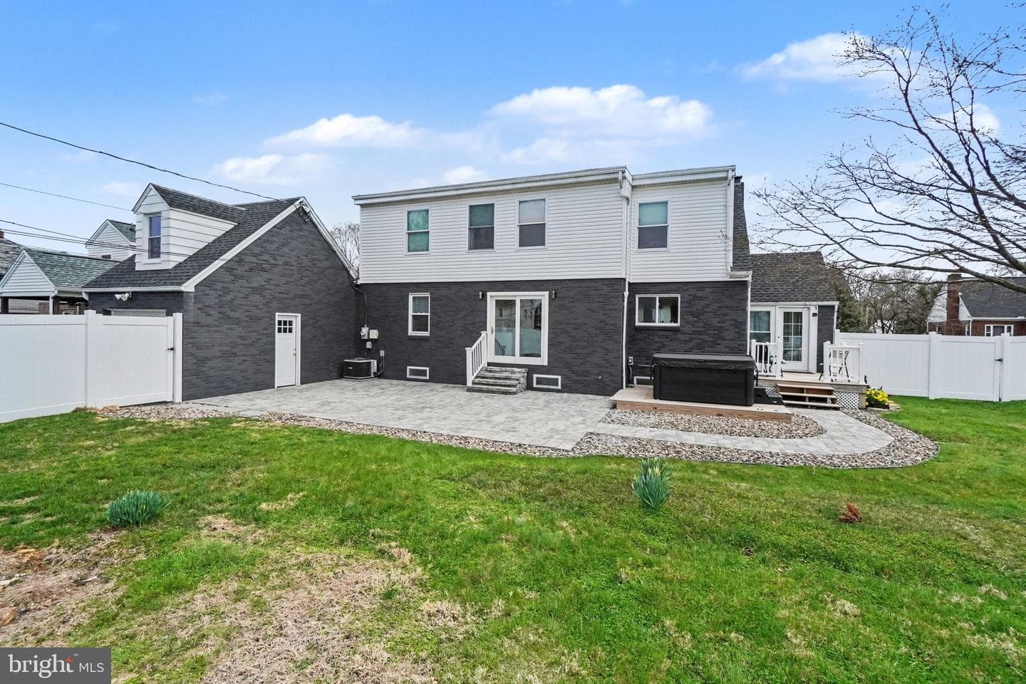117 W Areba Avenue photo 47