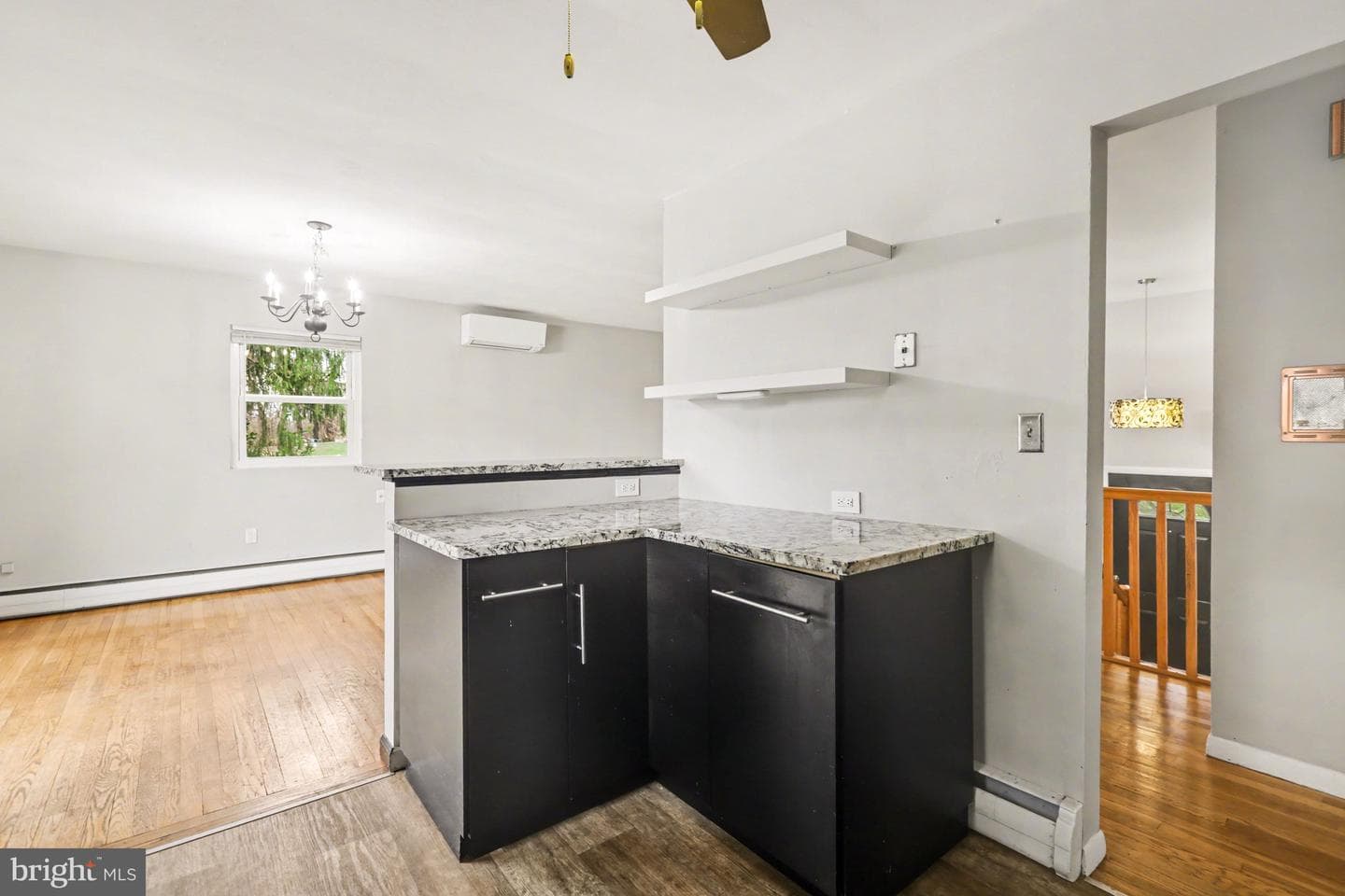 6085 Cherry Hill Road photo 12