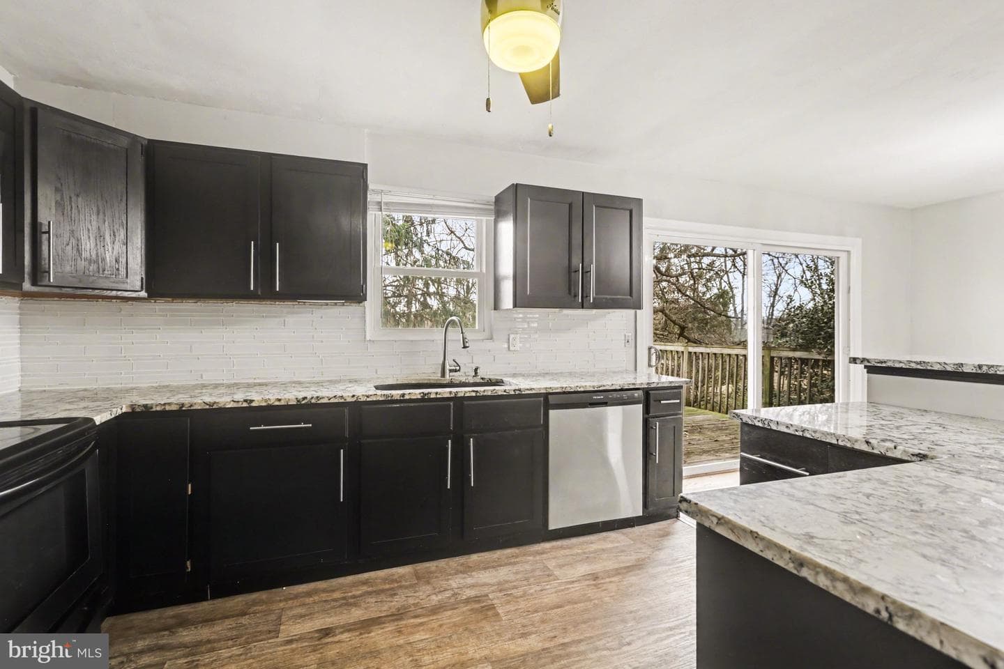 6085 Cherry Hill Road photo 13
