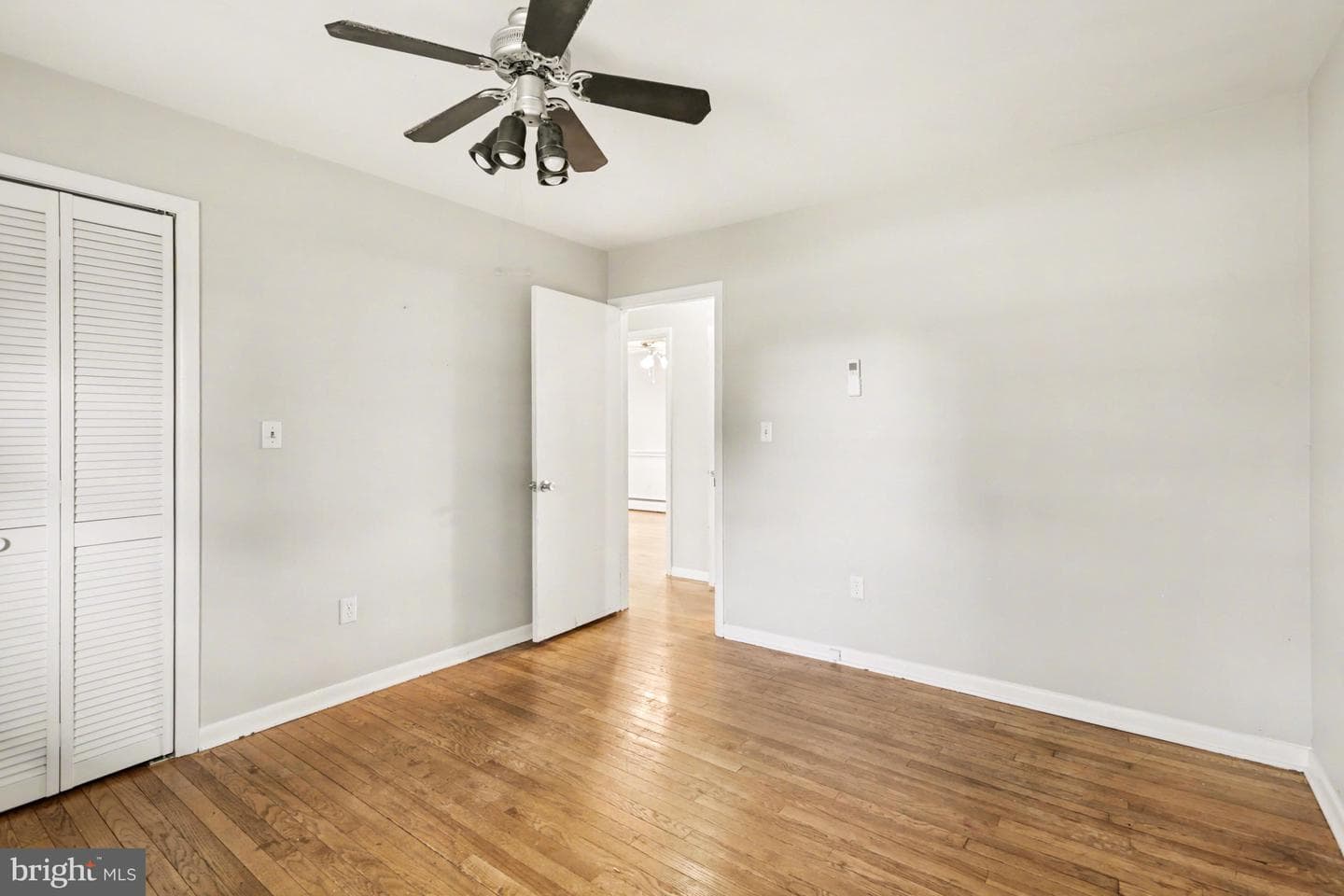 6085 Cherry Hill Road photo 16