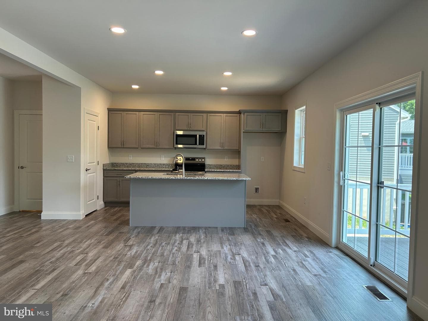 251 Sage Boulevard photo 13