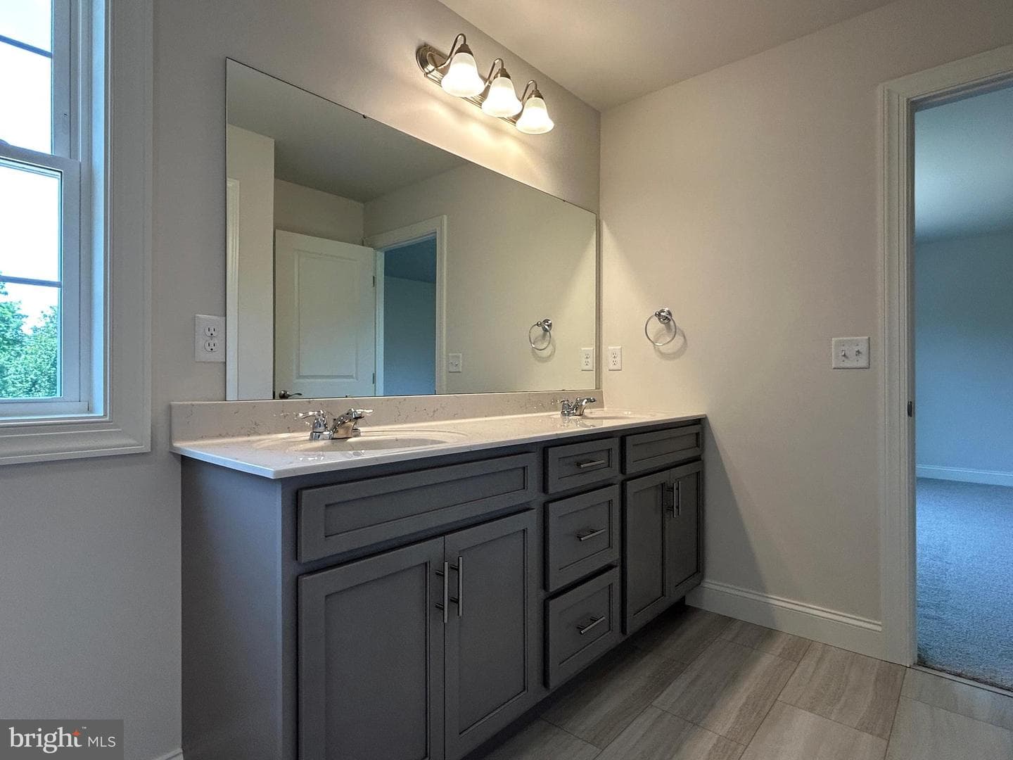 251 Sage Boulevard photo 29