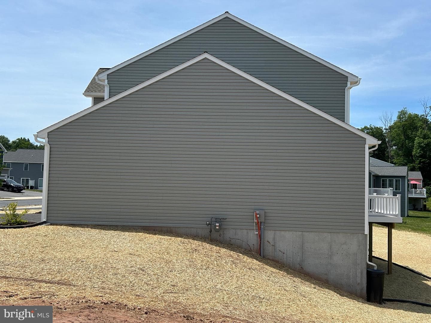 253 Sage Boulevard photo 4