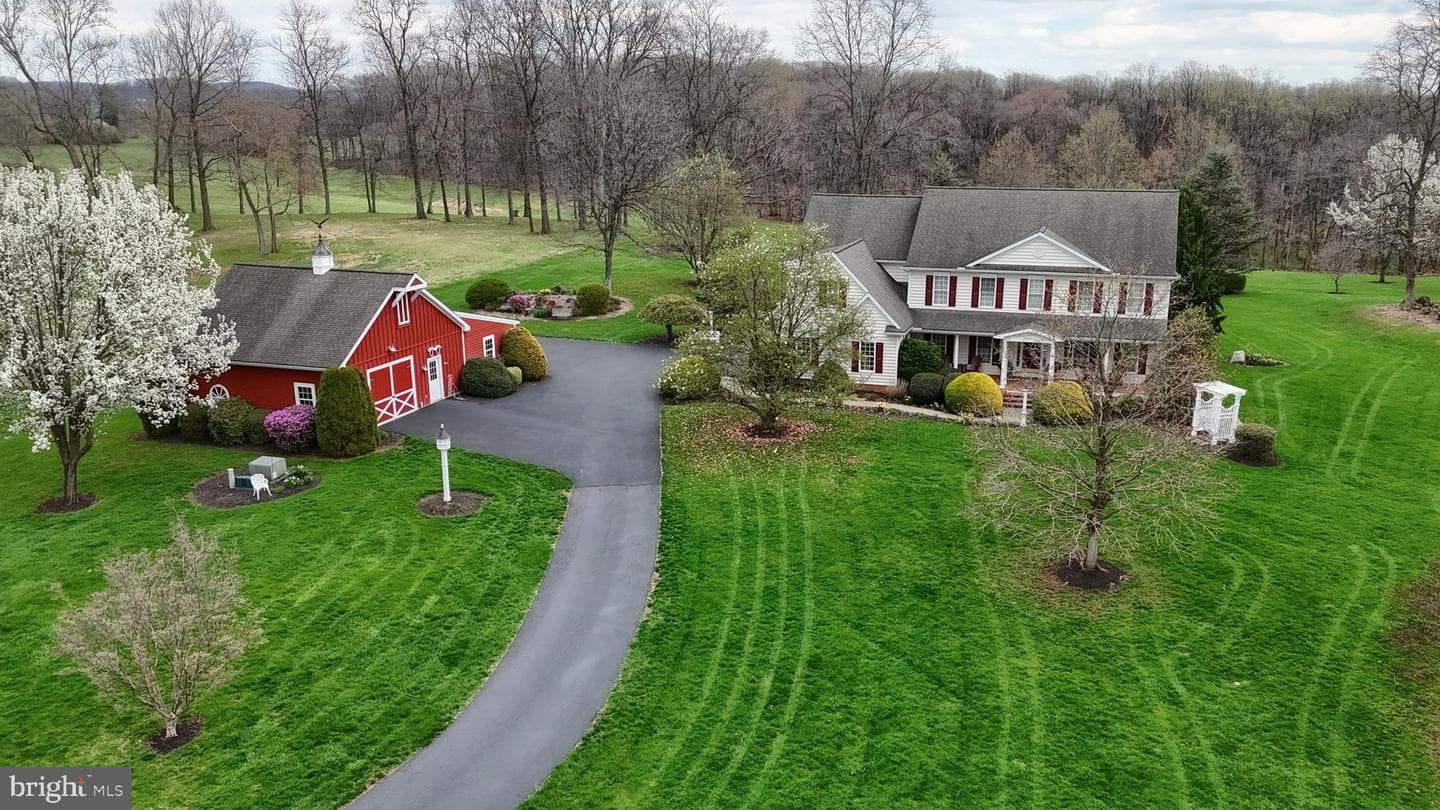 6516 Schoolhouse Road