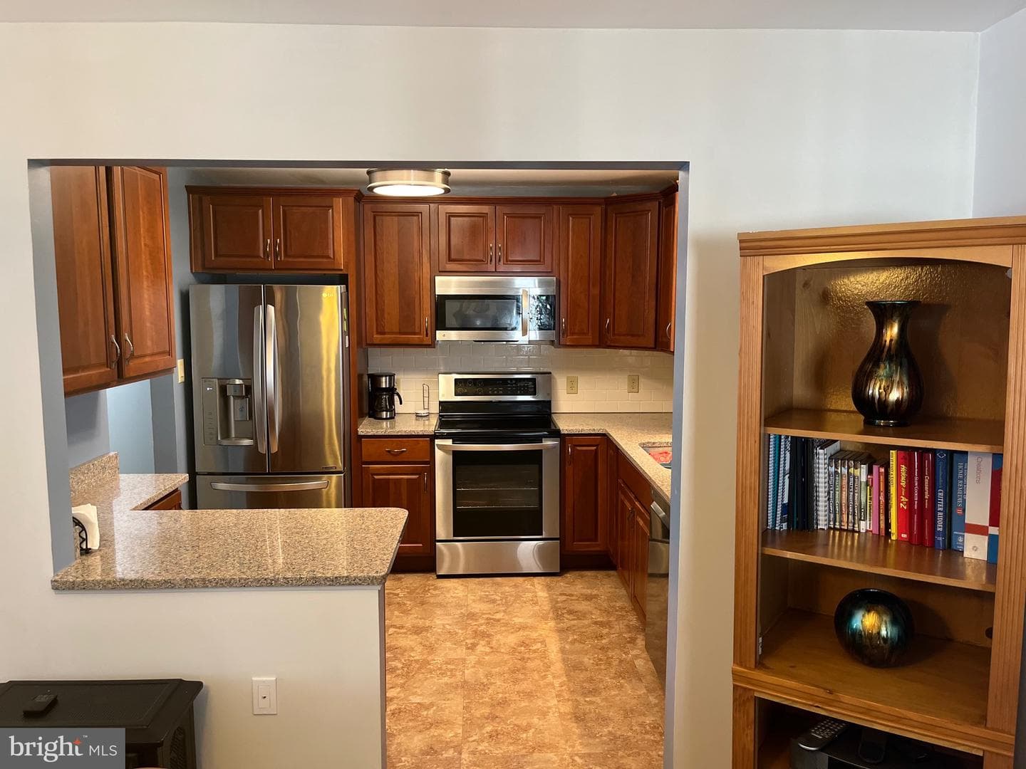 4912 Sunset Drive photo 12