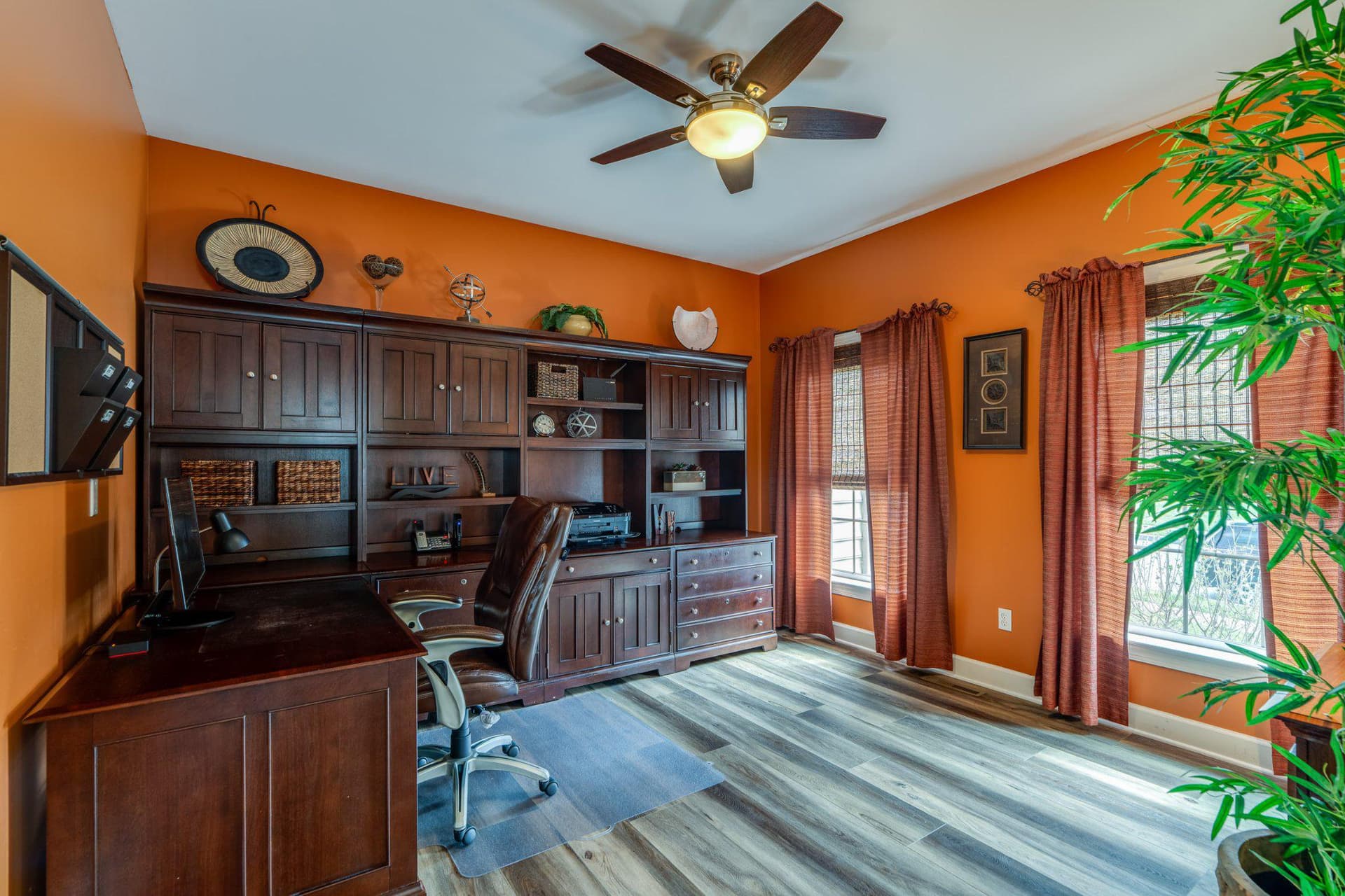 2279 Pullman Way photo 11