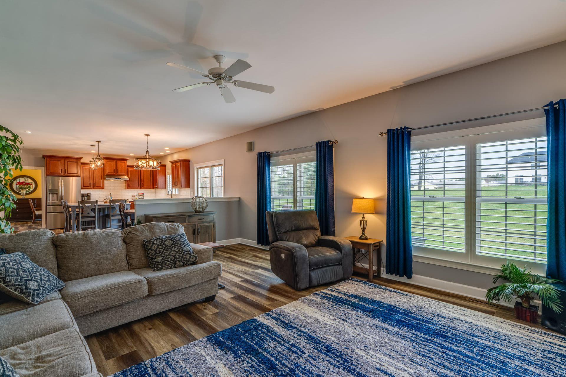 2279 Pullman Way photo 23