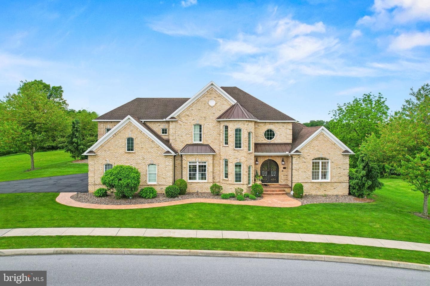 740 Hampton Court, Harrisburg