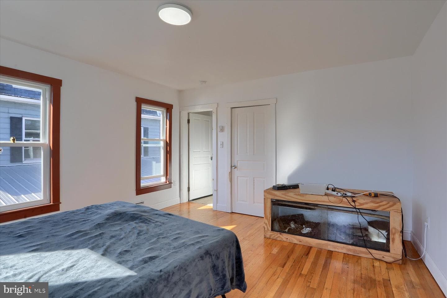 206 Armstrong Street photo 17